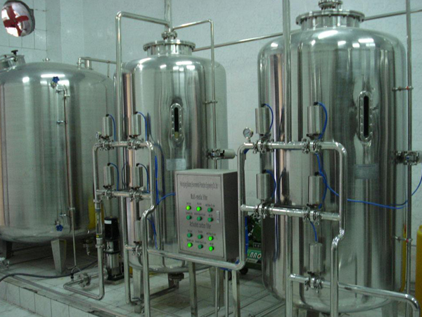 多介質過濾器加入錳砂濾料，在軟化水設備中有著怎樣的應用